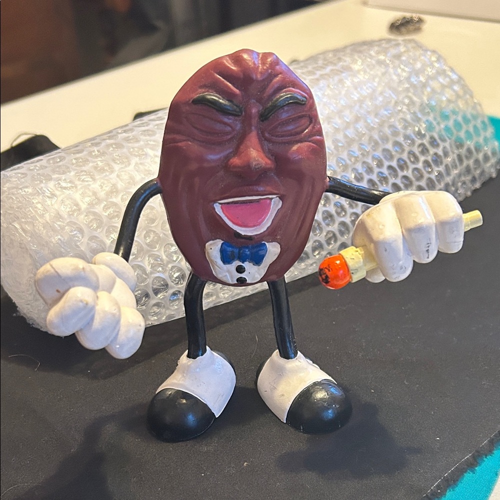 Vintage California Raisin Figurine